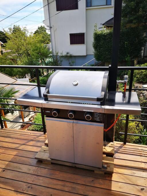 Villa 2Sldk駐車場、芝生東屋付き、Bbq、大室山と海遠望伊豆高原5分 Ito  Exterior foto